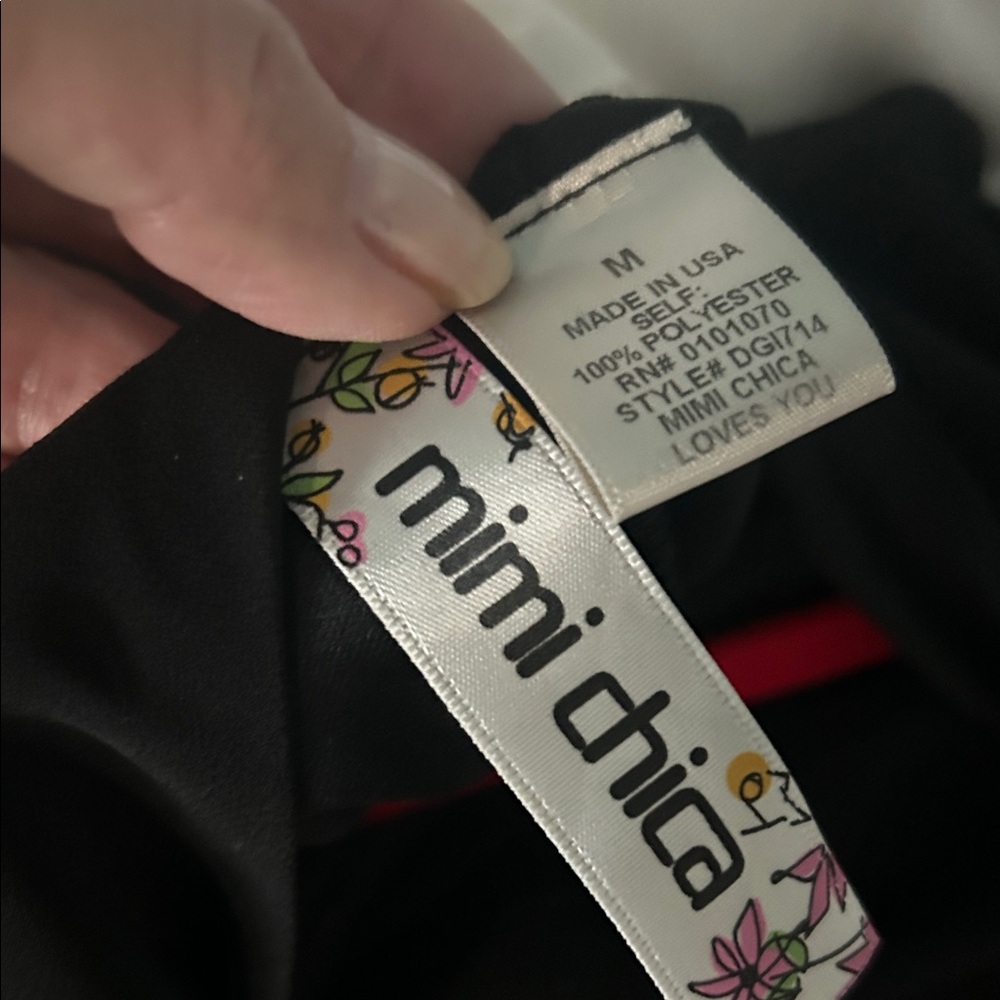 Mimi Chica Elegant Black Garment